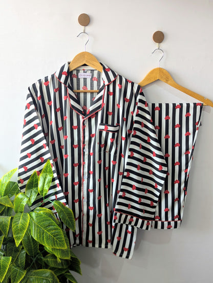 Black Lining Hearts Linen PJ Set